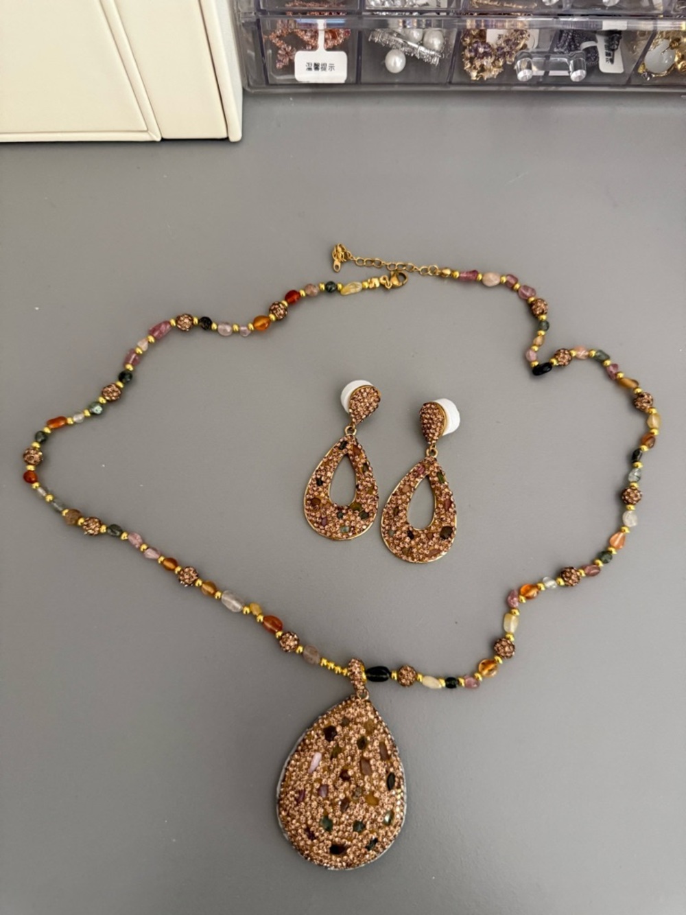 Women’s multicolor crystal beaded teardrop jewelry set